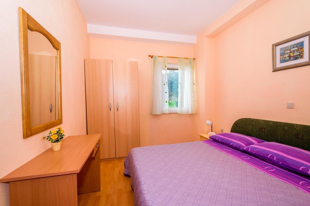 Apartments Galeb Блаце Екстериор снимка