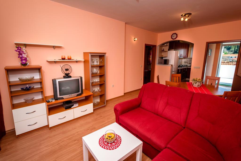 Apartments Galeb Блаце Екстериор снимка
