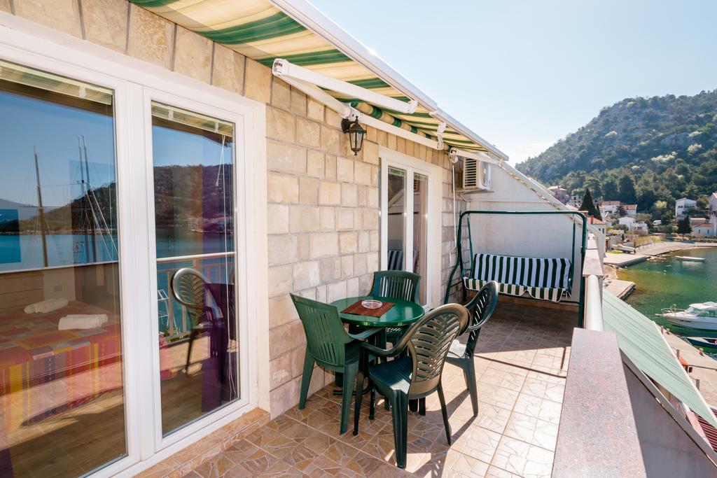 Apartments Galeb Блаце Екстериор снимка