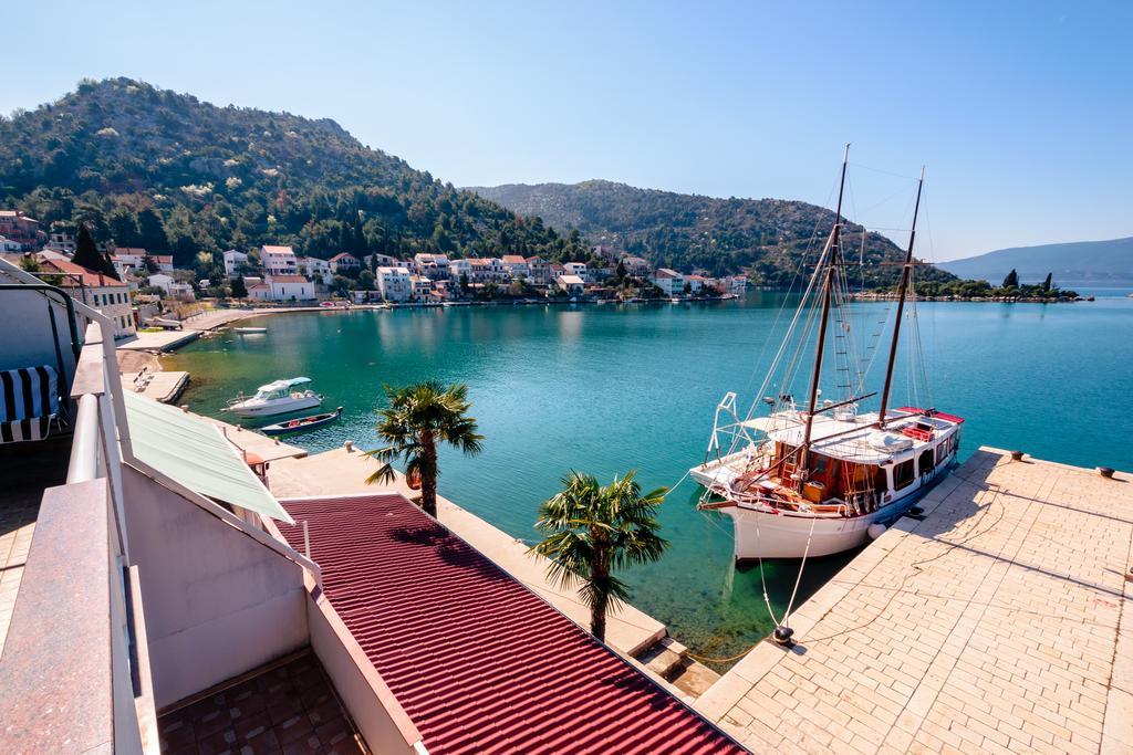 Apartments Galeb Блаце Екстериор снимка