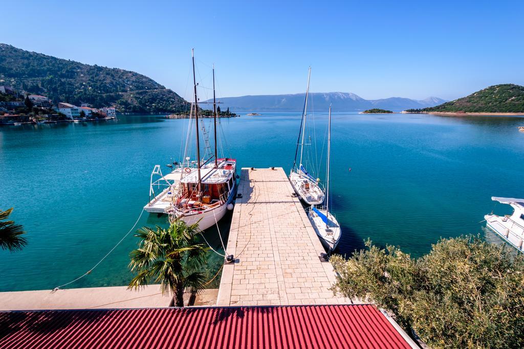 Apartments Galeb Блаце Екстериор снимка